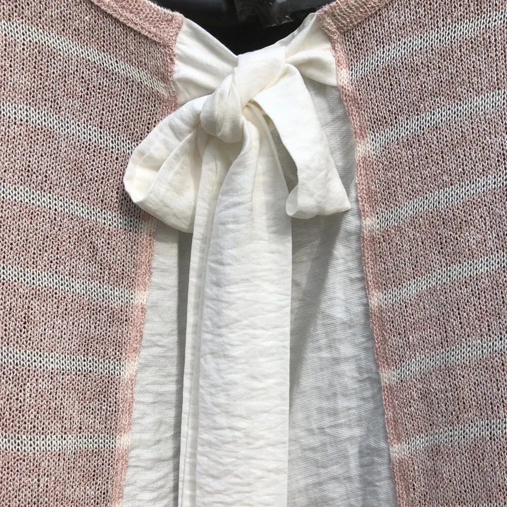 Anthropologie Beige Sweater with White Lace Detail - Picture 8 of 9